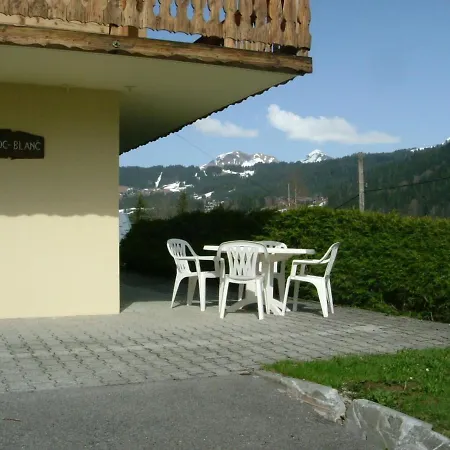 Cosy Avec Wifi Et Parking Aux Gets Apartment